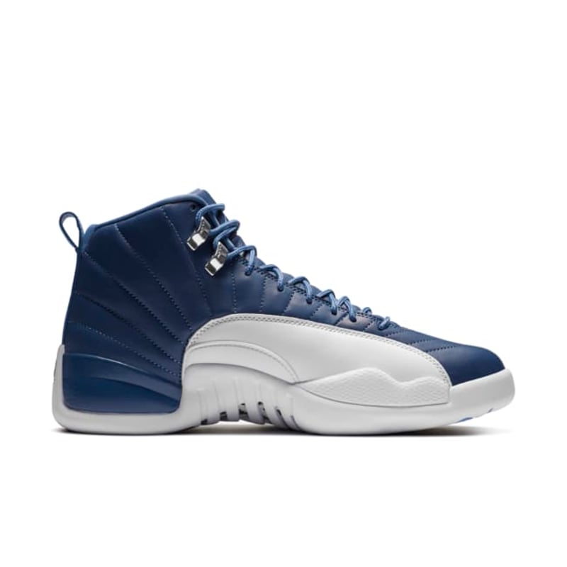 Jordan 12 Retro 130690-404 03