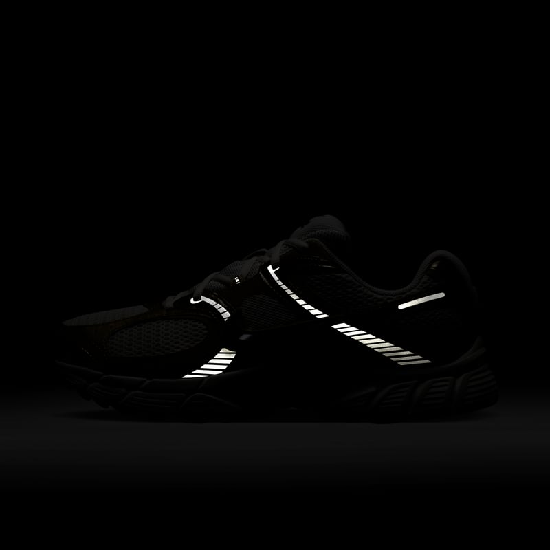 Nike V5 RNR HJ5228-107 09