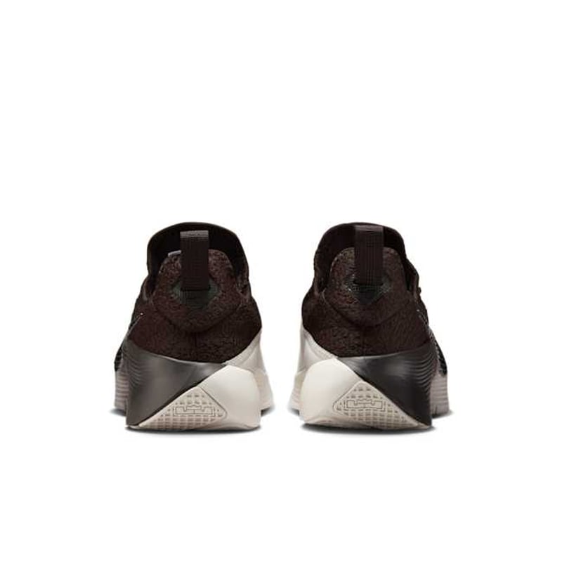 Nike LeBron TR1 FJ6151-201 06
