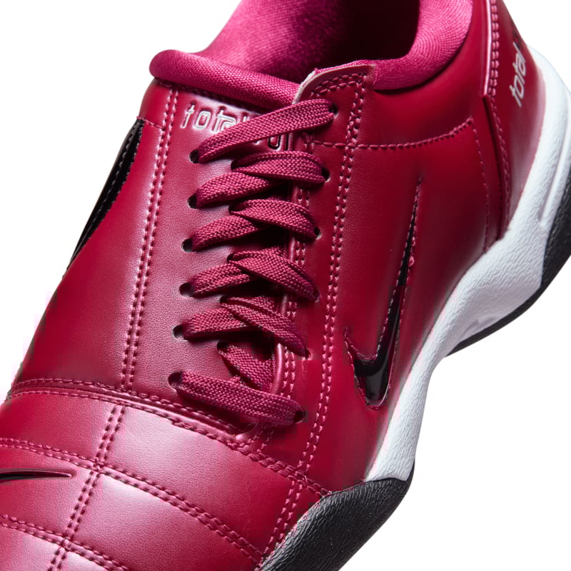Nike Total 90 IM7595-600 07