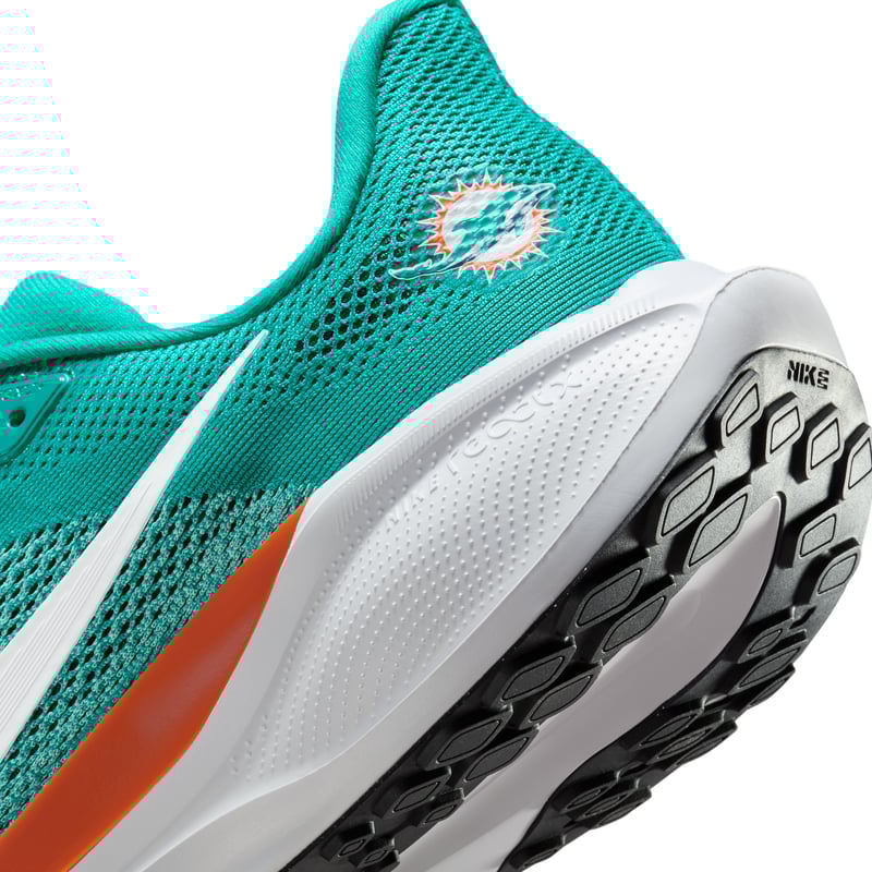 Nike Pegasus 41 x NFL IB3200-300 08