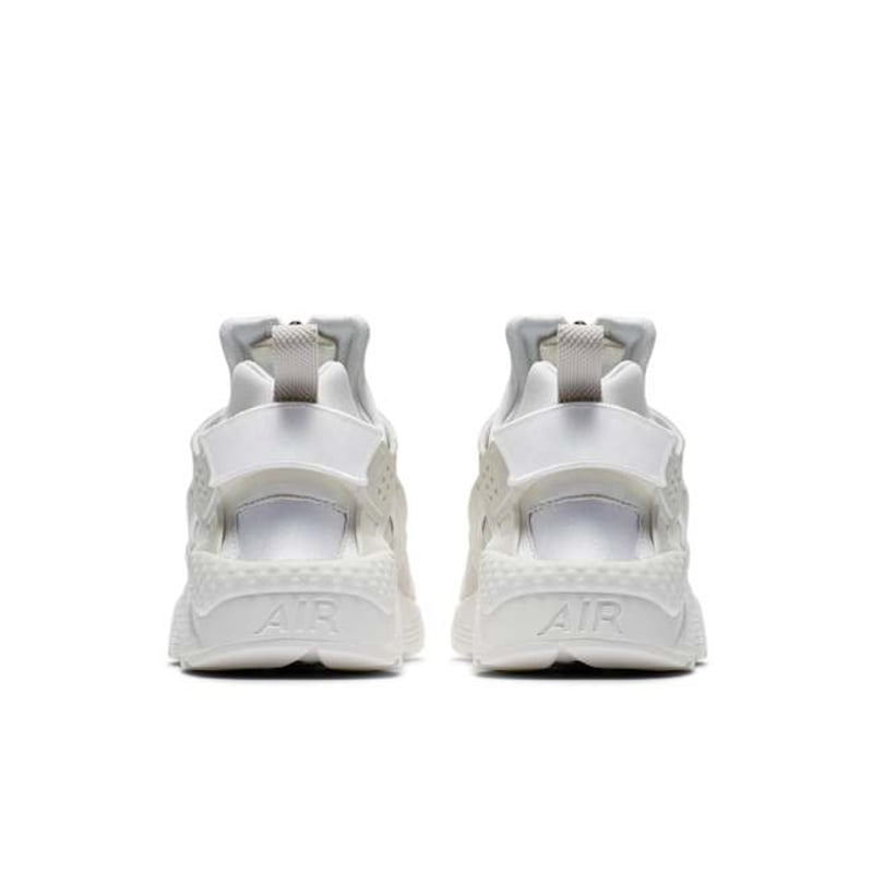 Nike Air Huarache AH8048-100 06
