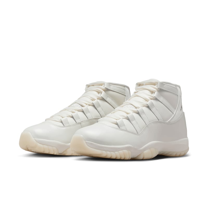 Jordan 11 Retro AR0715-110 06