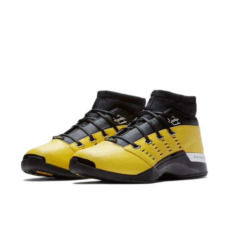 Jordan 17 Retro Low x SoleFly AJ7321-003 05