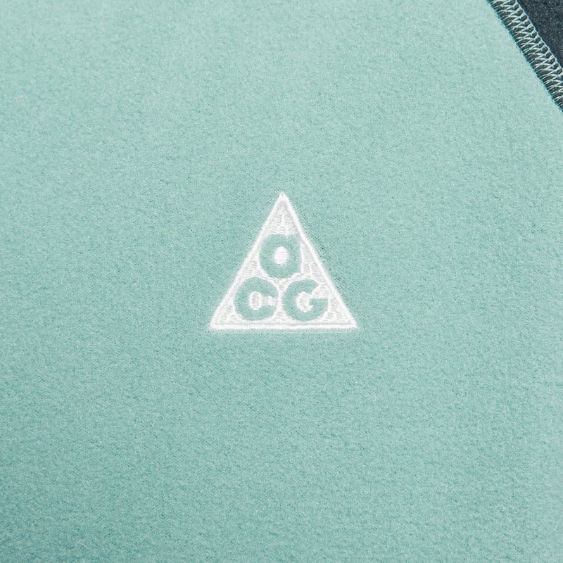 Nike ACG "Wolf Tree" 1/2-Zip Topp "Cannon & Seaweed" | Dame | | 04 | SPORTSHOWROOM