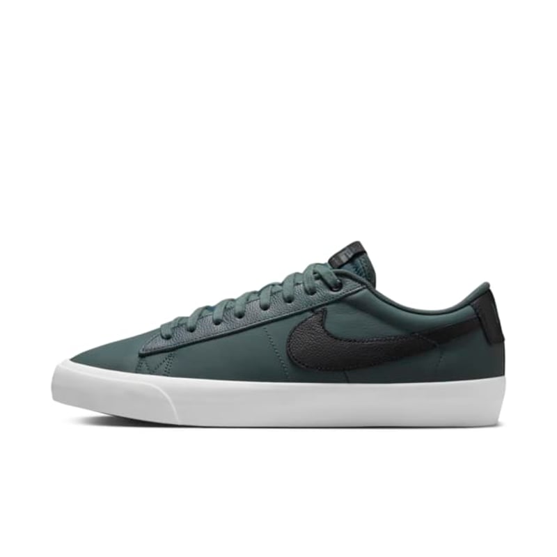 Nike SB Blazer Low Pro GT DV1226-300 01