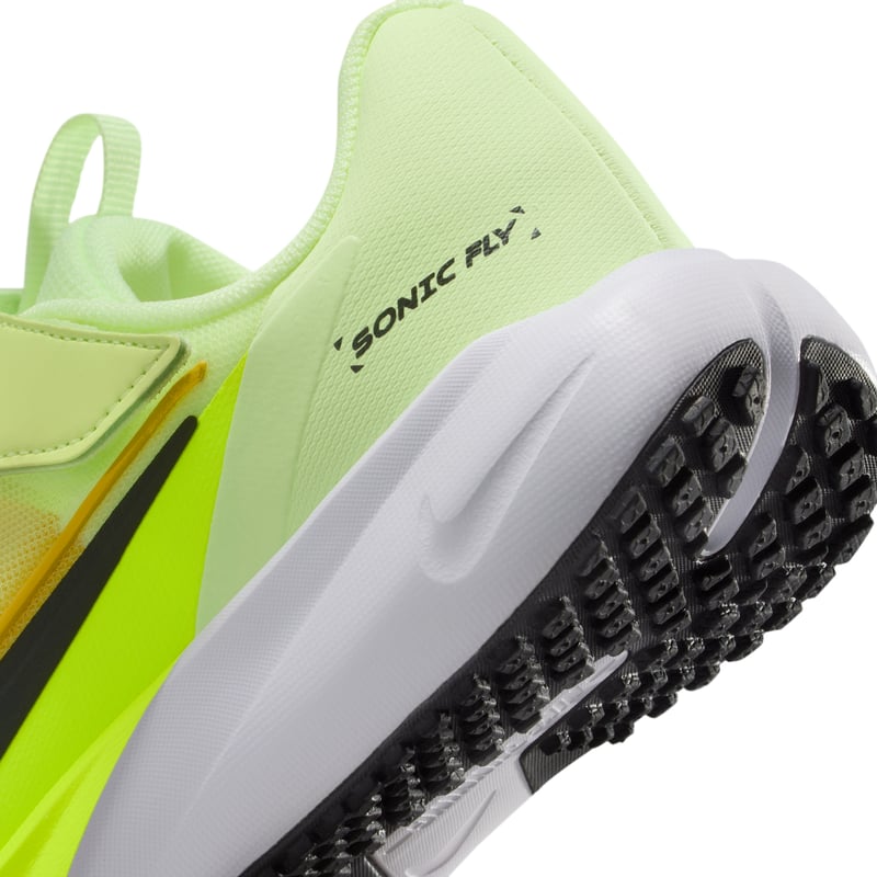 Nike Sonic Fly FZ0016-700 08