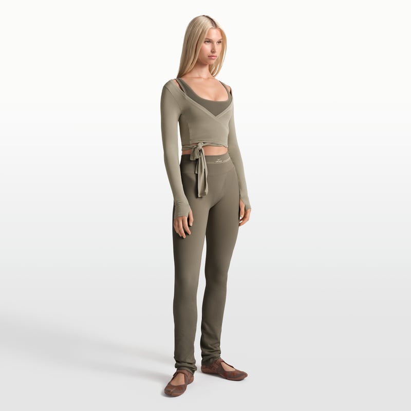 NikeSKIMS Ribbed Seamless IU8303-279 04