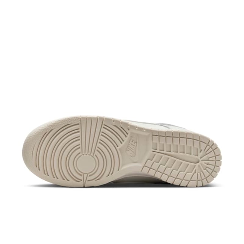 Nike Dunk Low DX5930-100 03