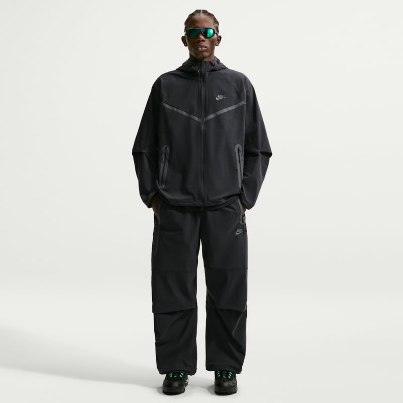 Nike Tech Woven Oversized HM7158-010 01