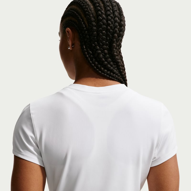 NikeCourt Advantage Dri-FIT HQ2994-100 02