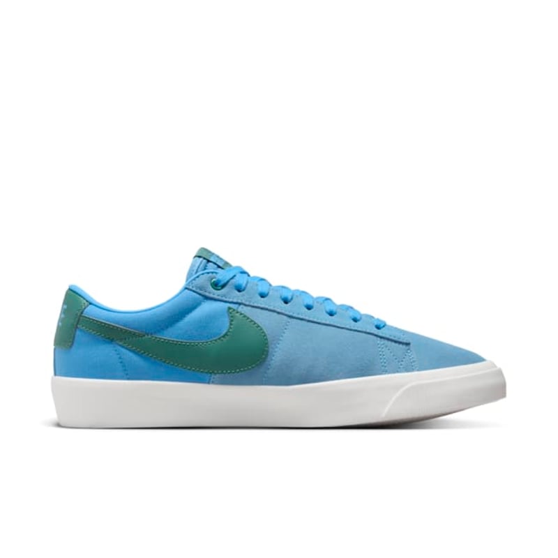 Nike SB Zoom Blazer Low Pro GT FJ1679-400 03
