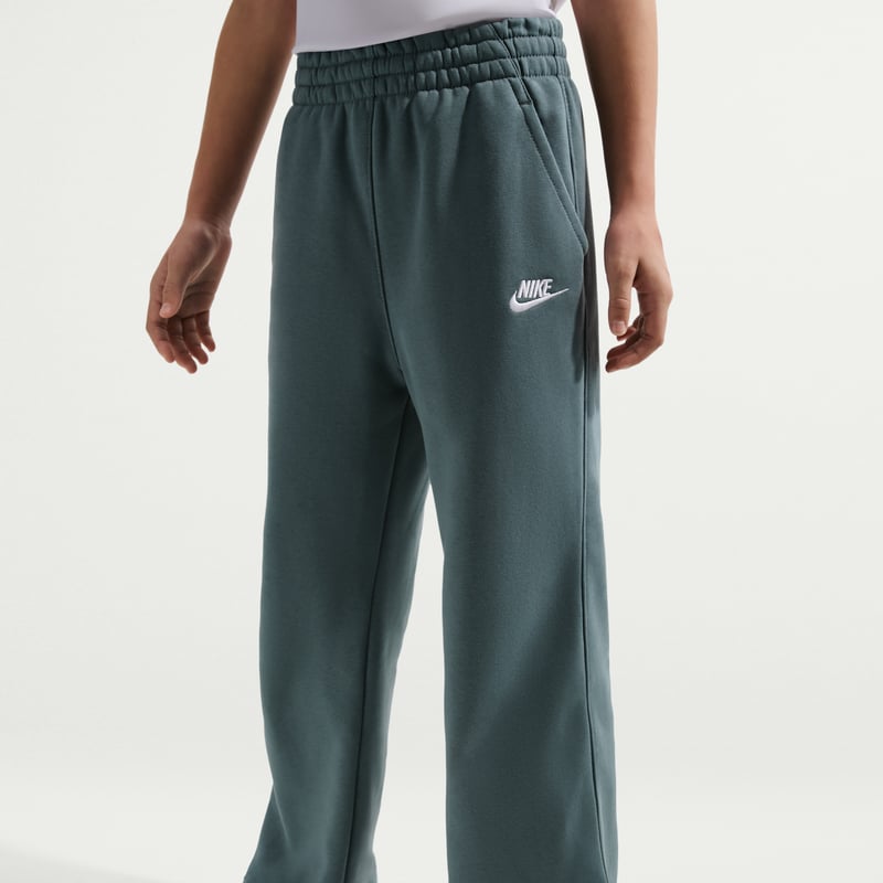 Nike Club Fleece Wide-Leg FZ6774-382 02