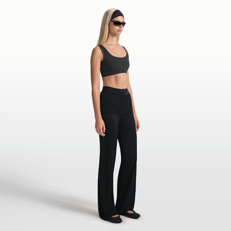 NikeSKIMS Ribbed Seamless IU8302-054 03