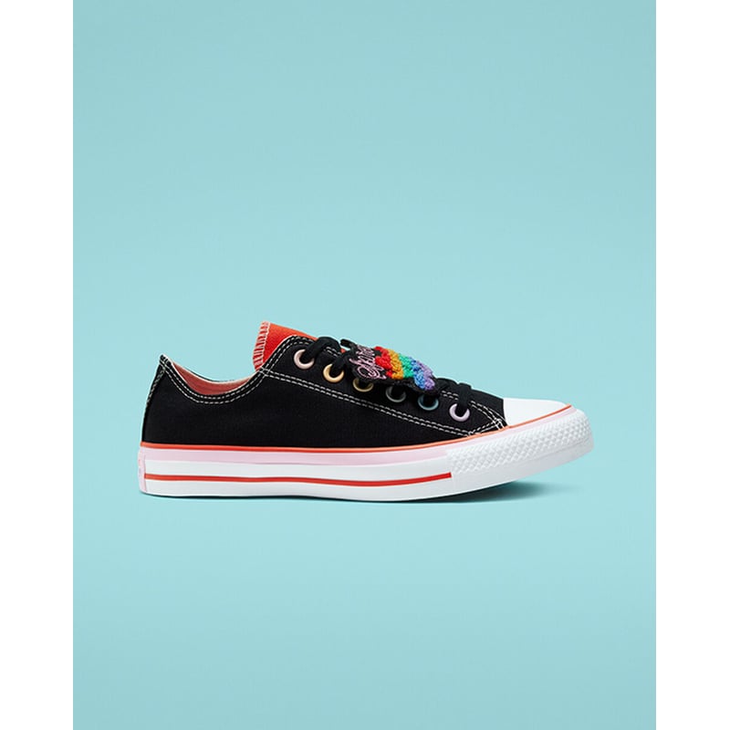 Converse Chuck Taylor All Star Low x Millie Bobby Brown 567300C 01
