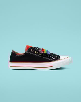 Converse Chuck Taylor All Star Low x Millie Bobby Brown 567300C