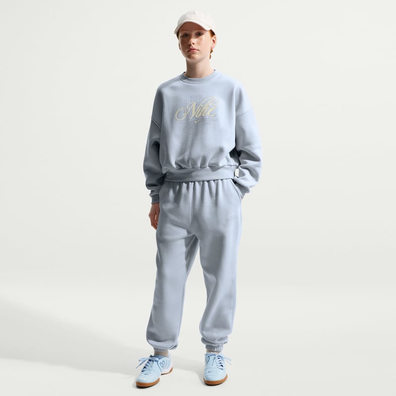Nike Club Fleece Boxy Crew IF1727-057 04