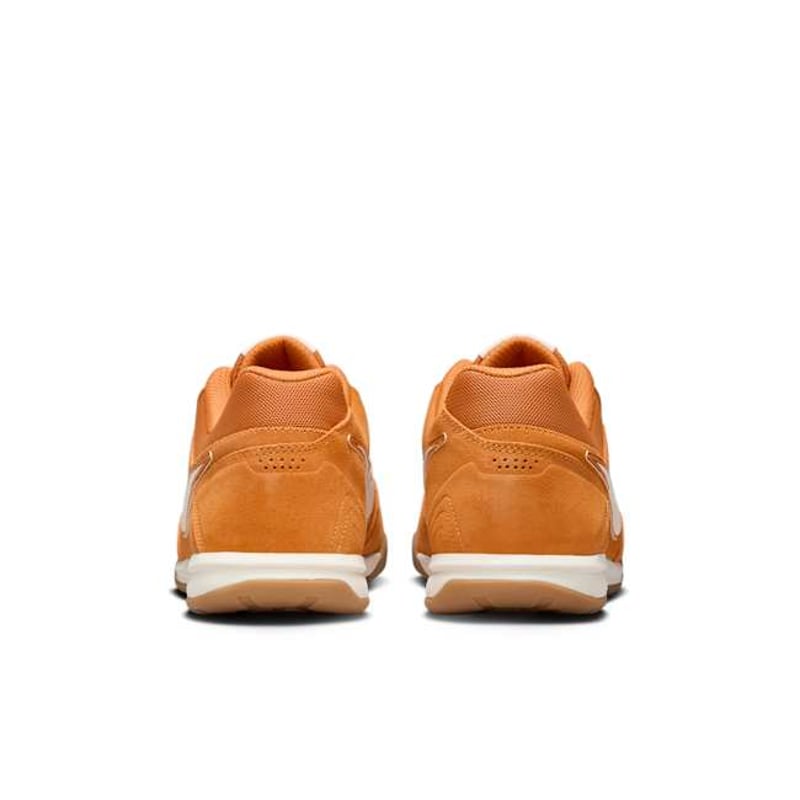 Nike Gato HQ6020-800 06