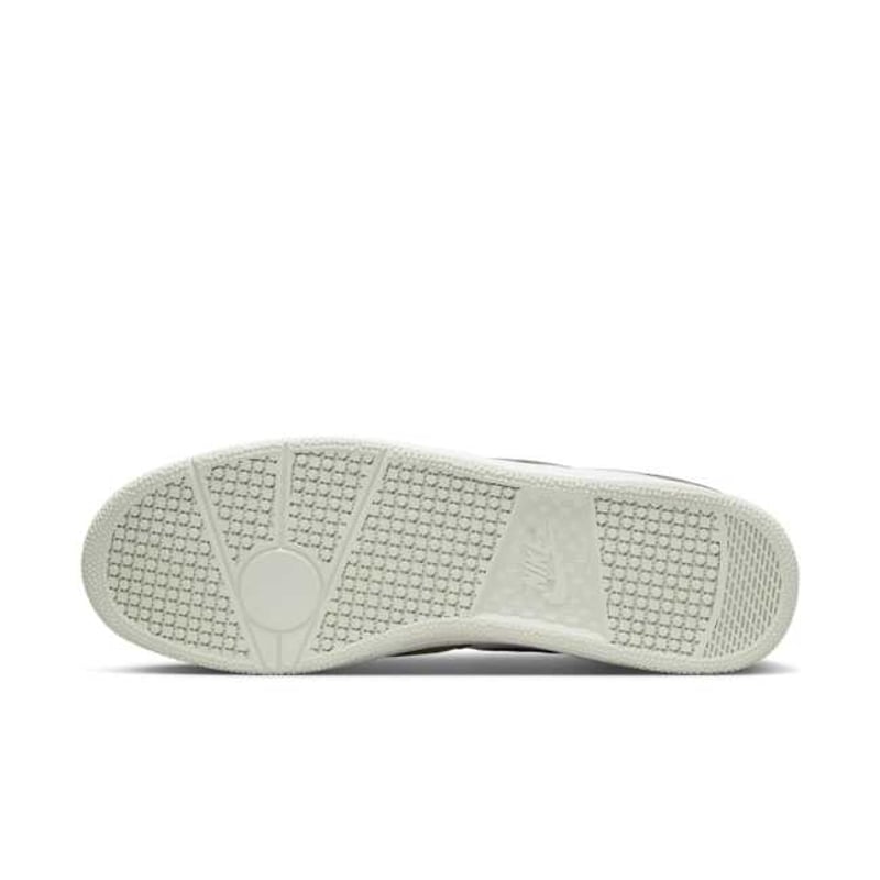 Nike Attack FN0648-300 02