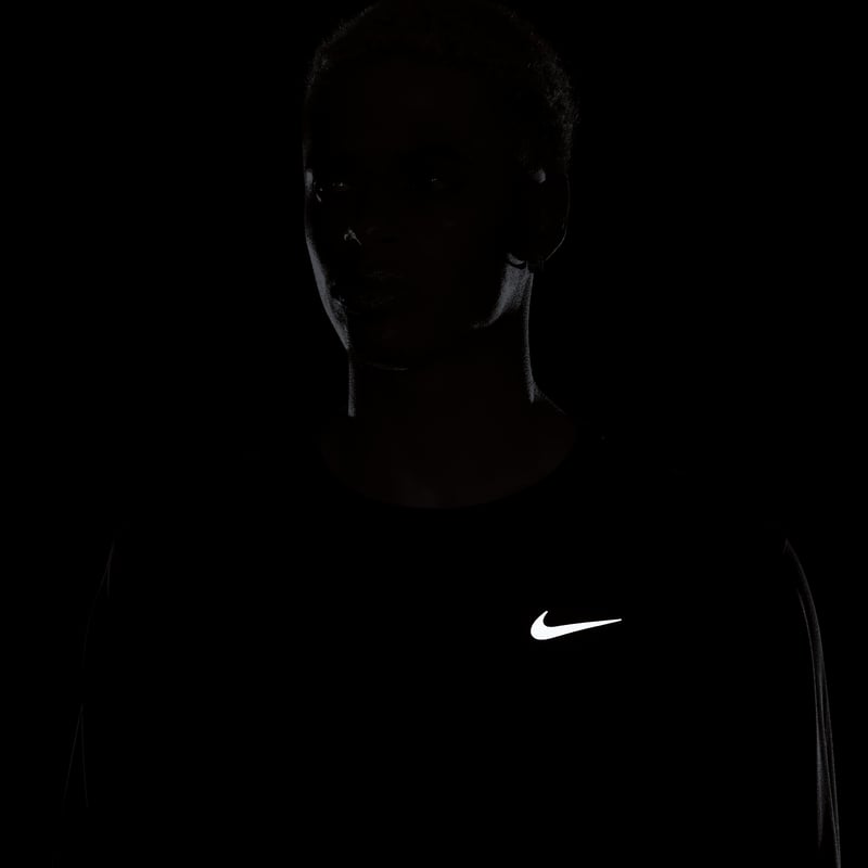 Nike Miler Dri-FIT Long-Sleeve Shirt "Black" | Heren | Hardlopen | 06 | SPORTSHOWROOM