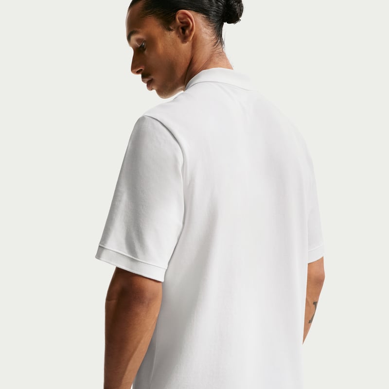 Nike Club FN3894-100 02