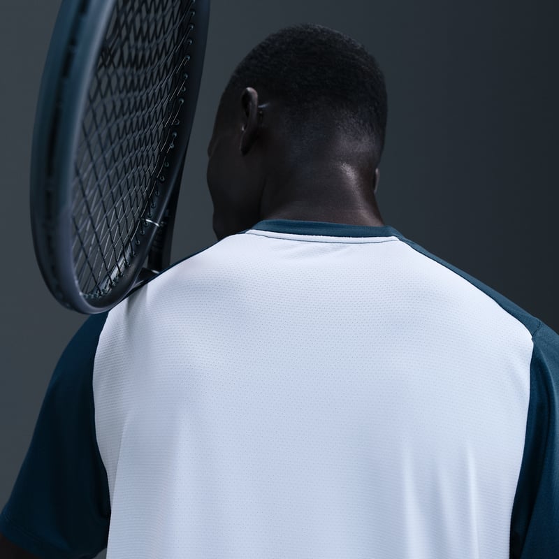 NikeCourt Advantage FZ9845-479 02