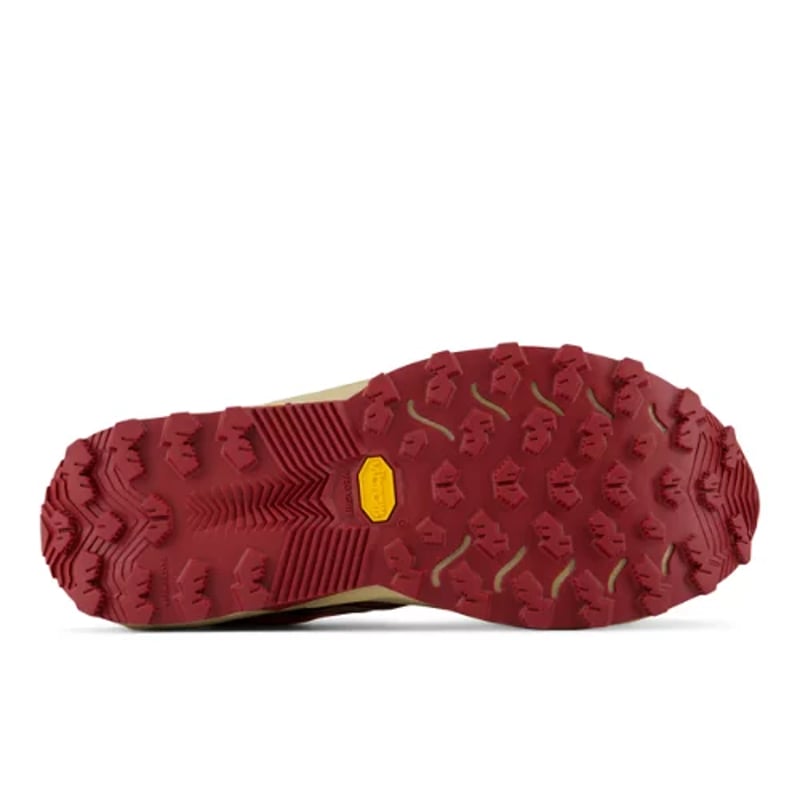 Tekaški copati New Balance FuelCell Rebel Trail "Maple & Neo Flame" | Moški | Tek | 03 | SPORTSHOWROOM