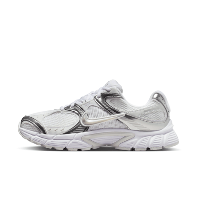 Tenisky Nike V5 RNR "White & Metallic Platinum" | Ženy | Sportstyle | 01 | SPORTSHOWROOM