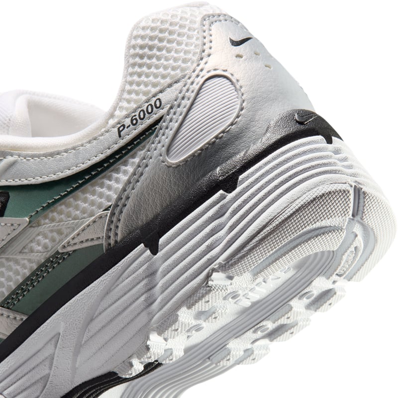 Nike P-6000 sneakers "White & Dark Smoke Grey" | Dame | Sportstyle | 07 | SPORTSHOWROOM
