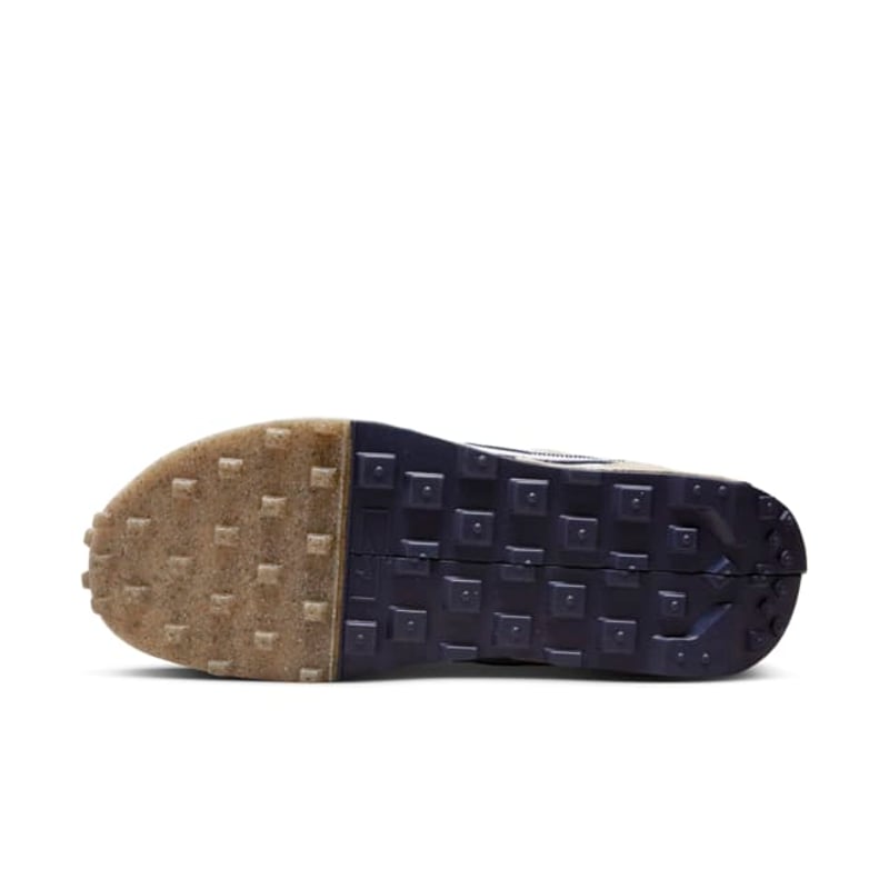 Nike Fontanka Waffle DC3579-102 03