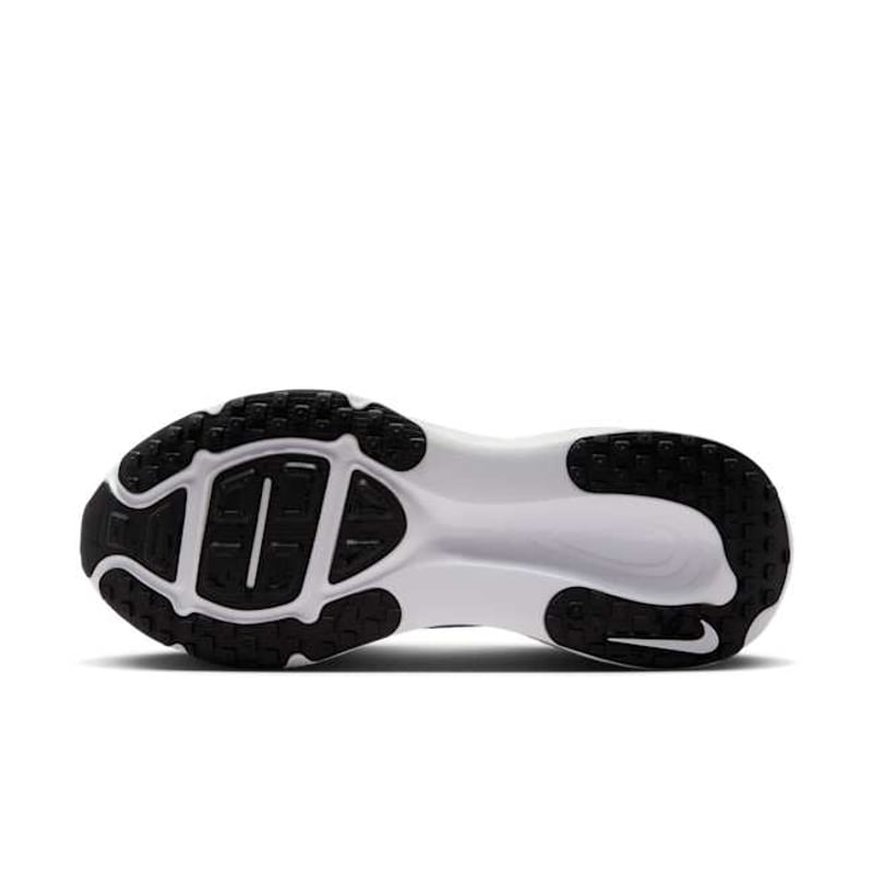 Nike Vomero 18 SE IB8164-999 02
