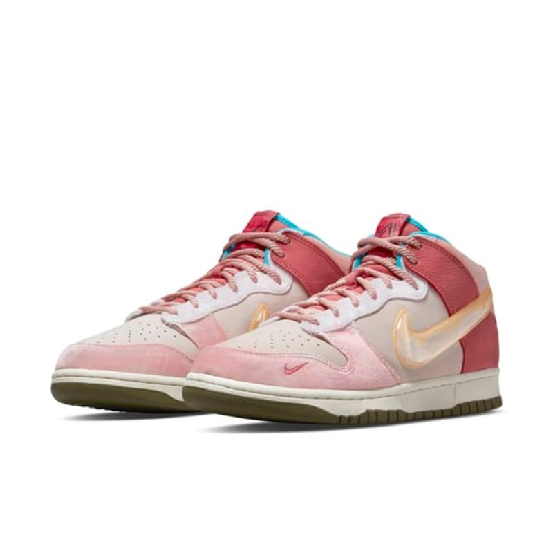 Nike Dunk Mid x Social Status DJ1173-600 05