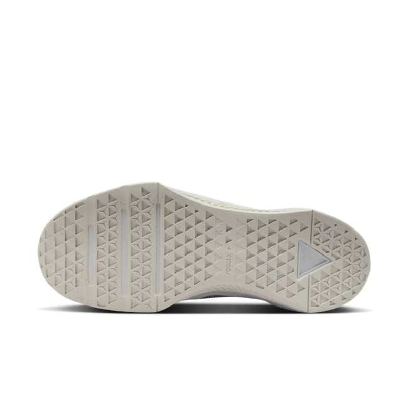 Nike Metcon 10 HQ2620-100 02