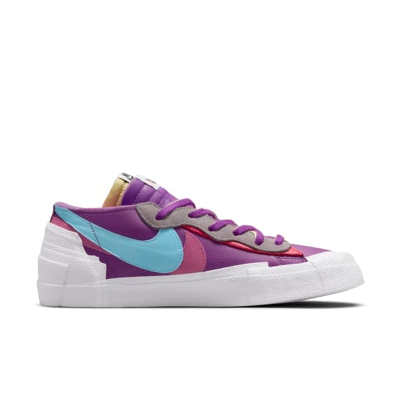 Nike Blazer Low x KAWS x sacai DM7901-500 03