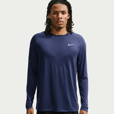 Nike Stride Dri-FIT ADV Long-Sleeve Shirt "Midnight Navy" | Herren | Laufen | 01 | SPORTSHOWROOM