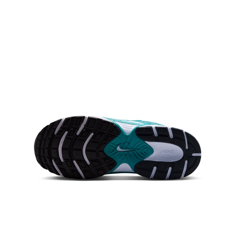 Nike V5 RNR SE Tech trainers "White & Energy" | Men & Women | SportStyle | 02 | SPORTSHOWROOM