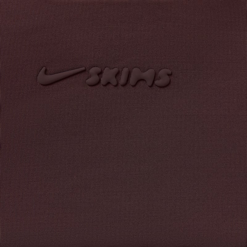 NikeSKIMS Shine IU8309-249 04