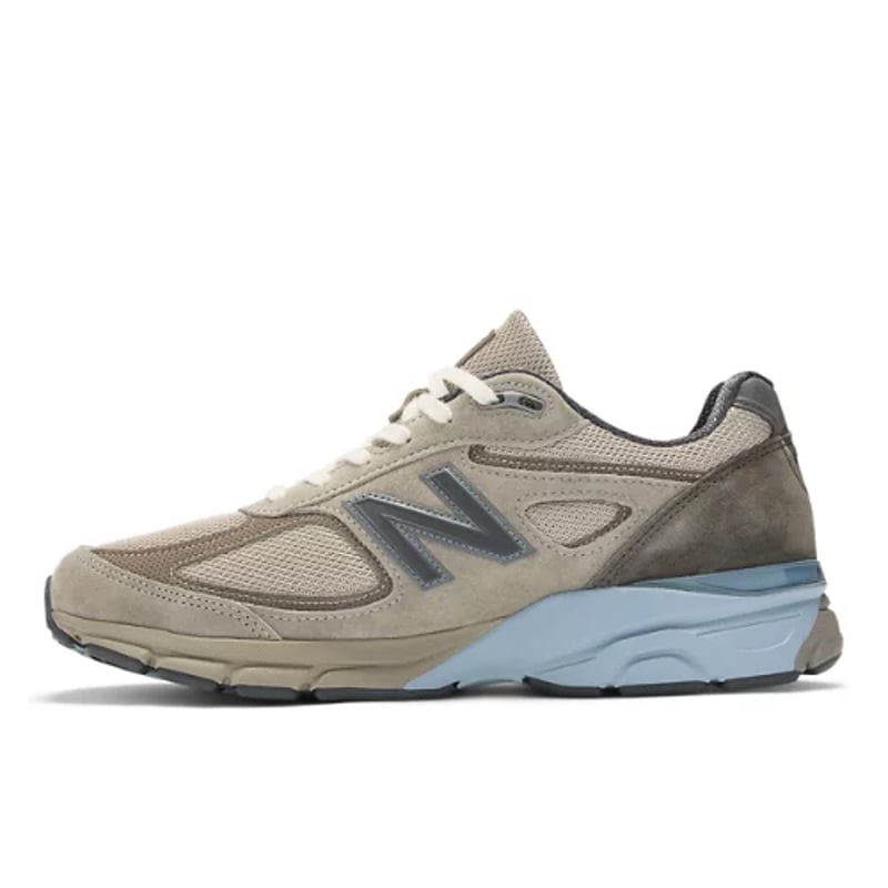 New Balance 990v4 Made in USA x AURALEE U990AR4 02