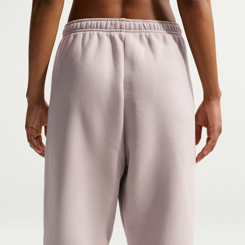 Nike Studio Fleece Medium Weight High-Rise Oversized Cuffed Bukse "Cream II & Sail" | Dame | | 02 | SPORTSHOWROOM