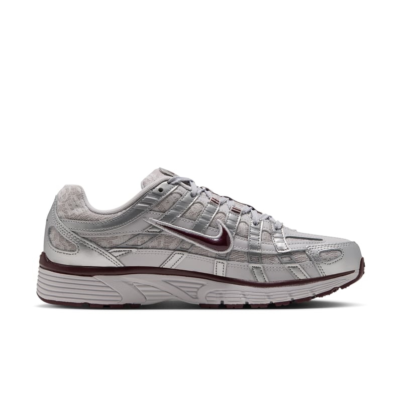 Sneakersy Nike P-6000 "Vast Grey & Burgundy Crush" | Kobiety | Sportstyle | 03 | SPORTSHOWROOM