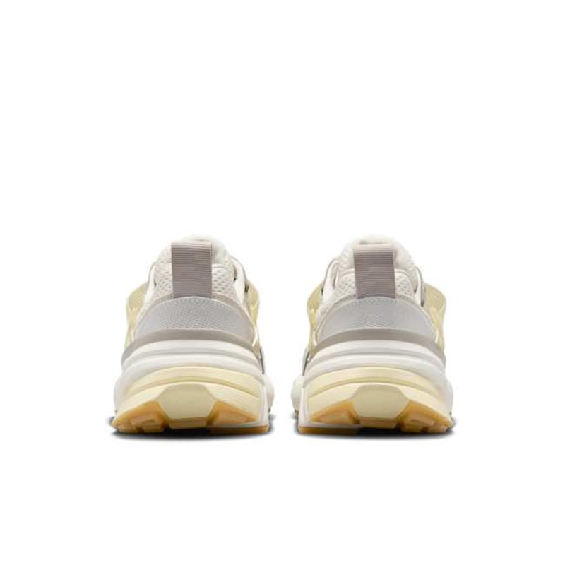 Nike V2K Run HV4314-030 06