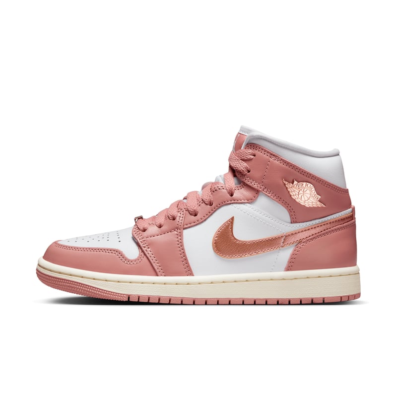 Jordan 1 Mid SE FB9892-670 01