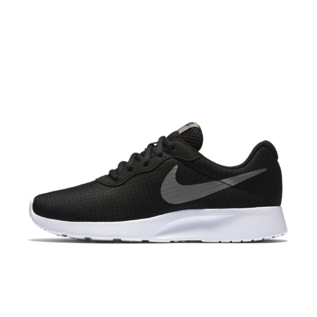 Nike Tanjun SE