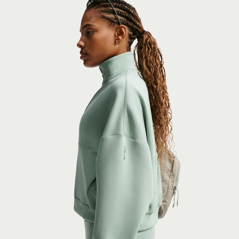 Nike 24.7 ImpossiblySoft Dri-FIT Oversized HQ8188-006 03