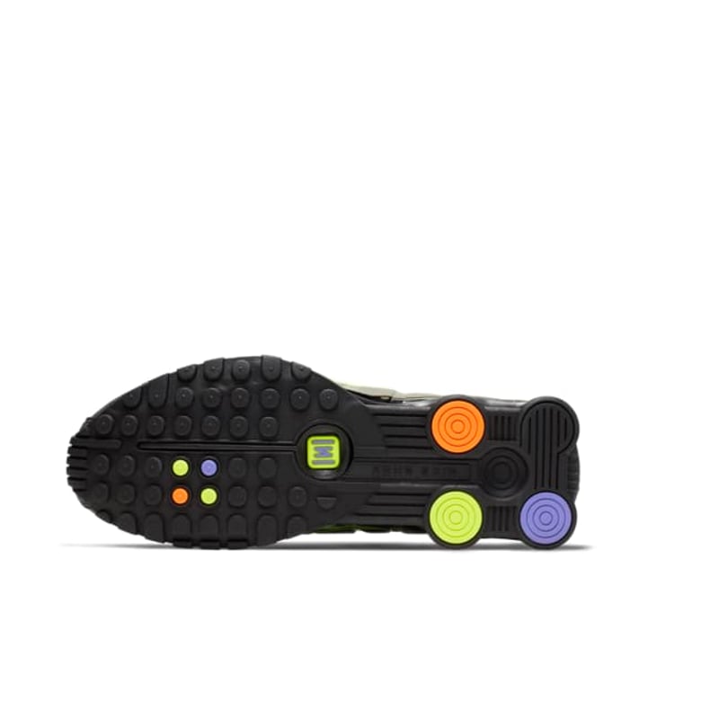 Nike Shox R4 CI1955-074 02