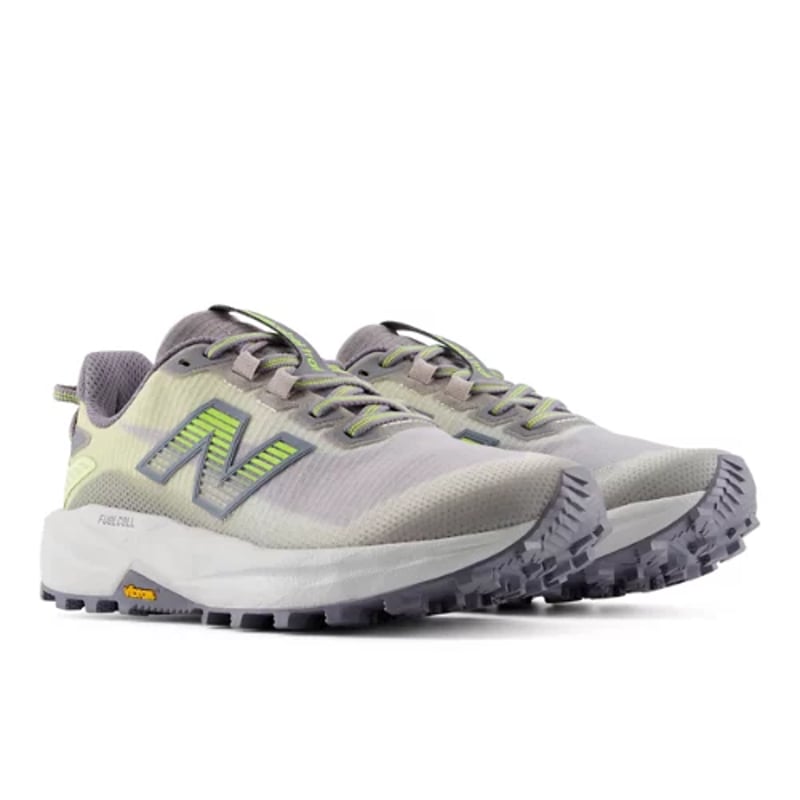 Tekaški copati New Balance FuelCell Rebel Trail "Grey Matter & Fennel Seed" | Ženske | Tek | 02 | SPORTSHOWROOM