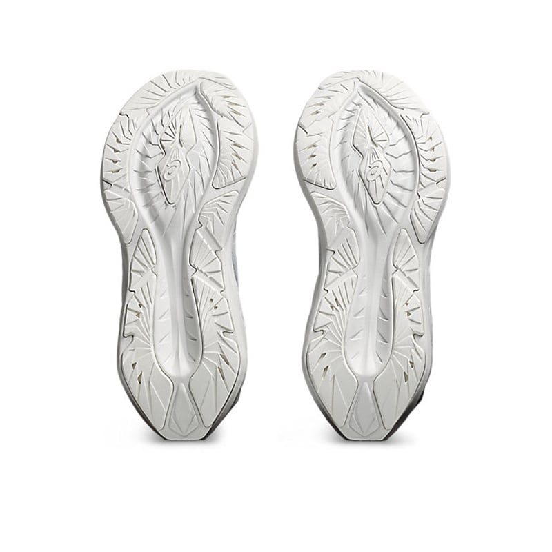 ASICS Novablast 4 Platinum 1012B722-100 07