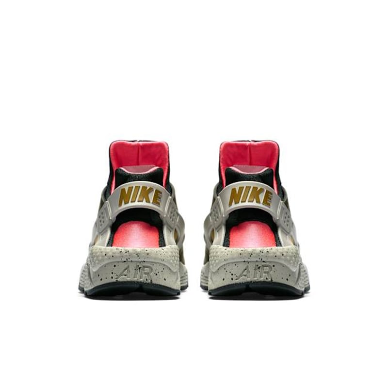 Nike Air Huarache Premium 704830-010 06