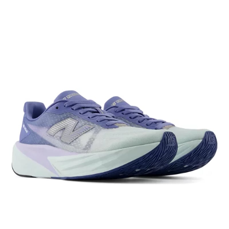 Tekaški copati New Balance FuelCell Rebel v5 "Fairweather Blue & Glint Blue" | Ženske | Tek | 02 | SPORTSHOWROOM