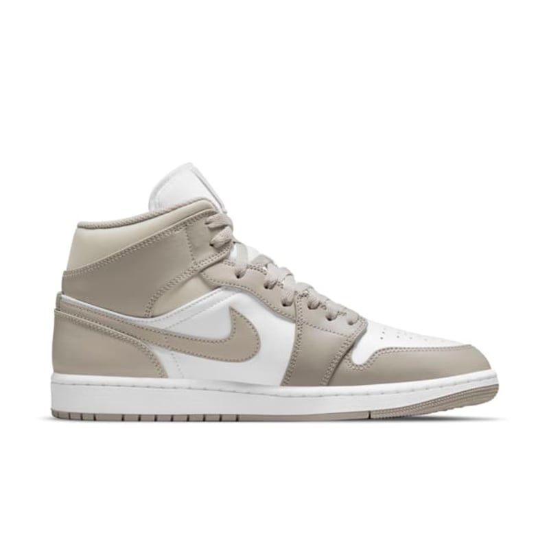 Jordan 1 Mid 554724-082 03